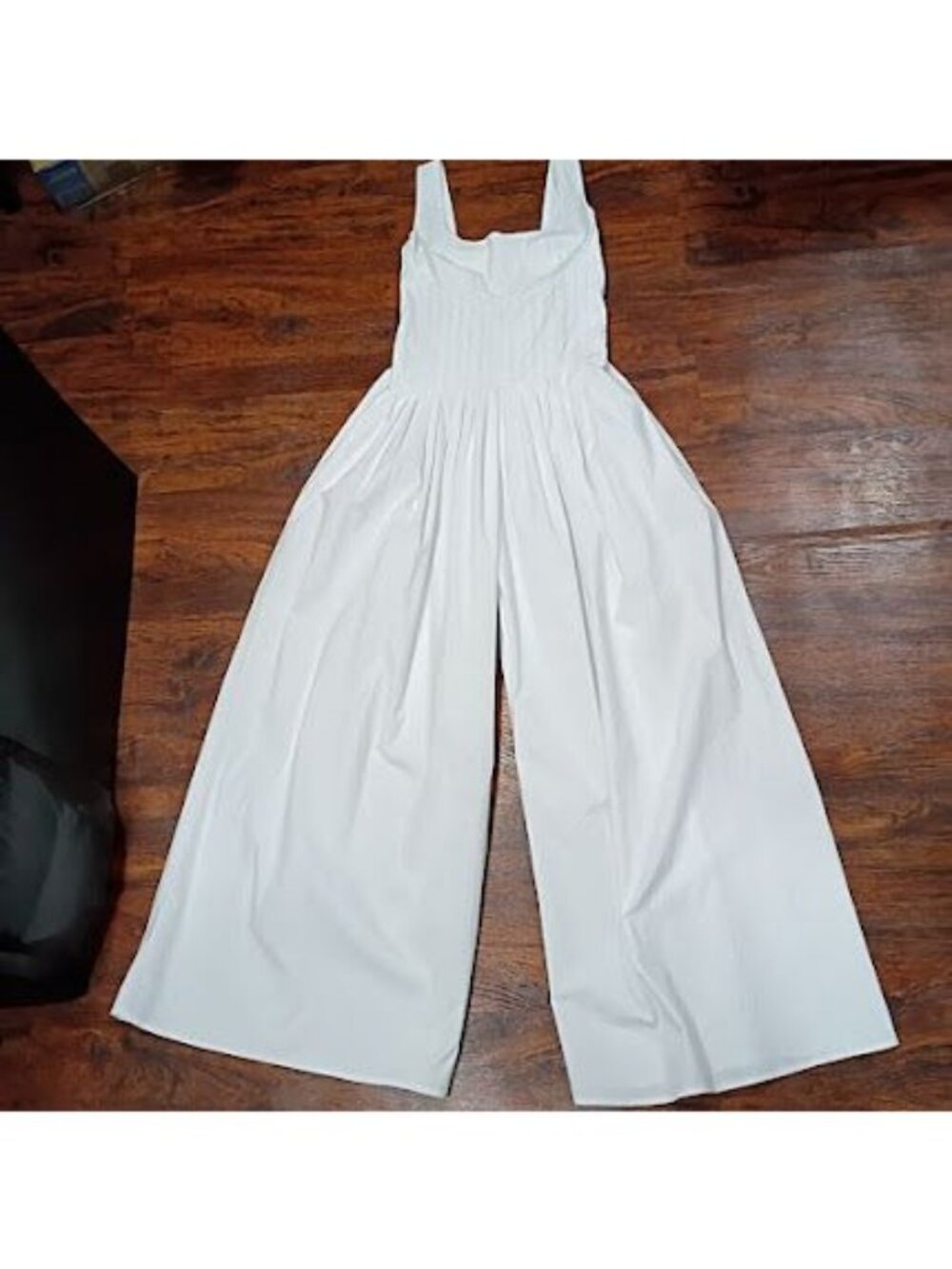 Line & Dot White Wide-Leg Sleeveless Jumpsuit With Smocked Back Size Small - Picture 2 of 14